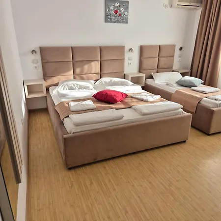 Gazde/Camere de închiriat Bellmar Florian